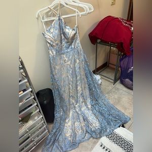 Speechless Prom dress light blue/tan